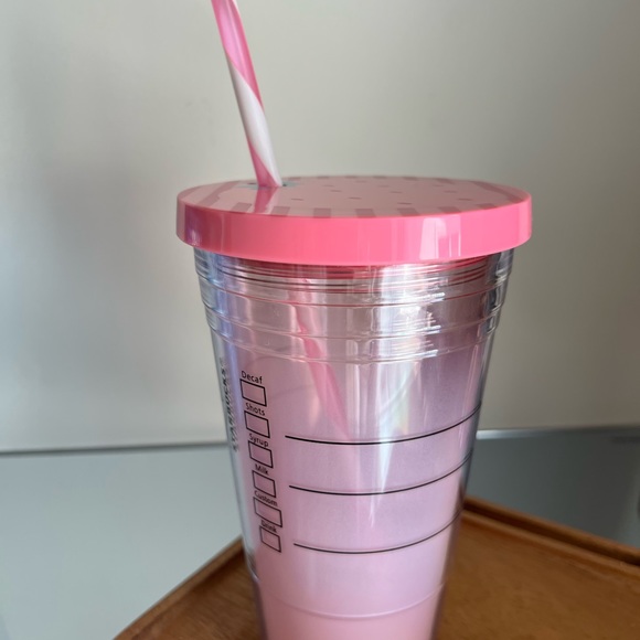 HTF NWT Starbucks Korea 2017 Summer Strawberry Cold Cup.473mL - Picture 3 of 6